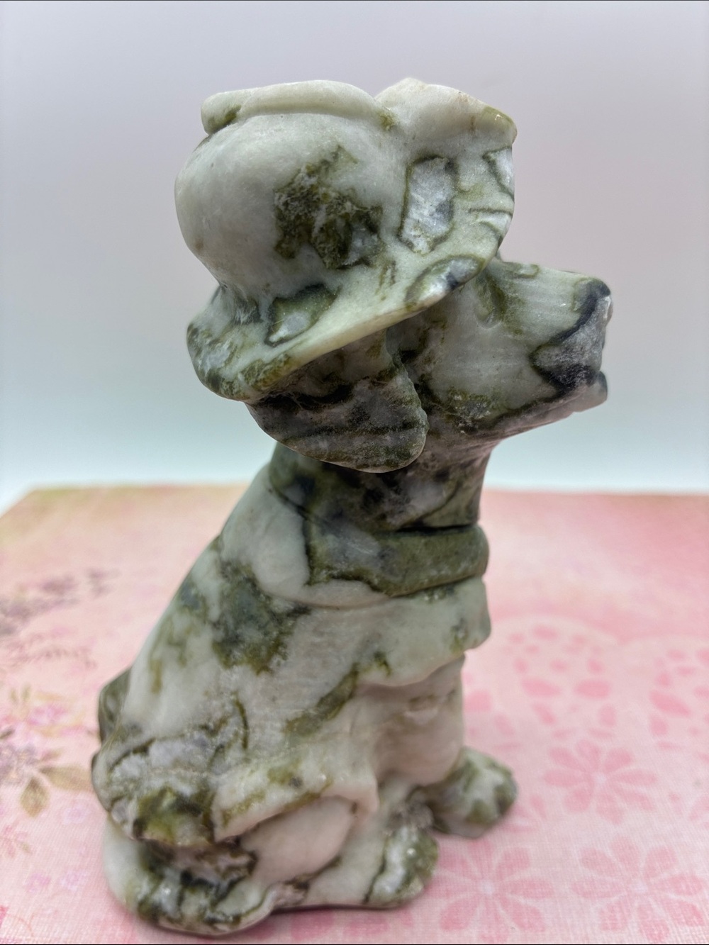 Marbled Green and White Jade Sitting Dog Figurine Rock - Picture 3 of 5